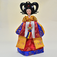 韓国人形・王妃　韓国伝統衣装の本格韓国人形