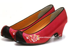 チマチョゴリの靴韓服靴   牡丹刺繍コッシン 17赤ピンク×黒