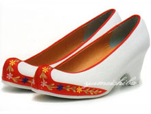 チマチョゴリの靴韓服靴   小花刺繍コッシン 61白×赤